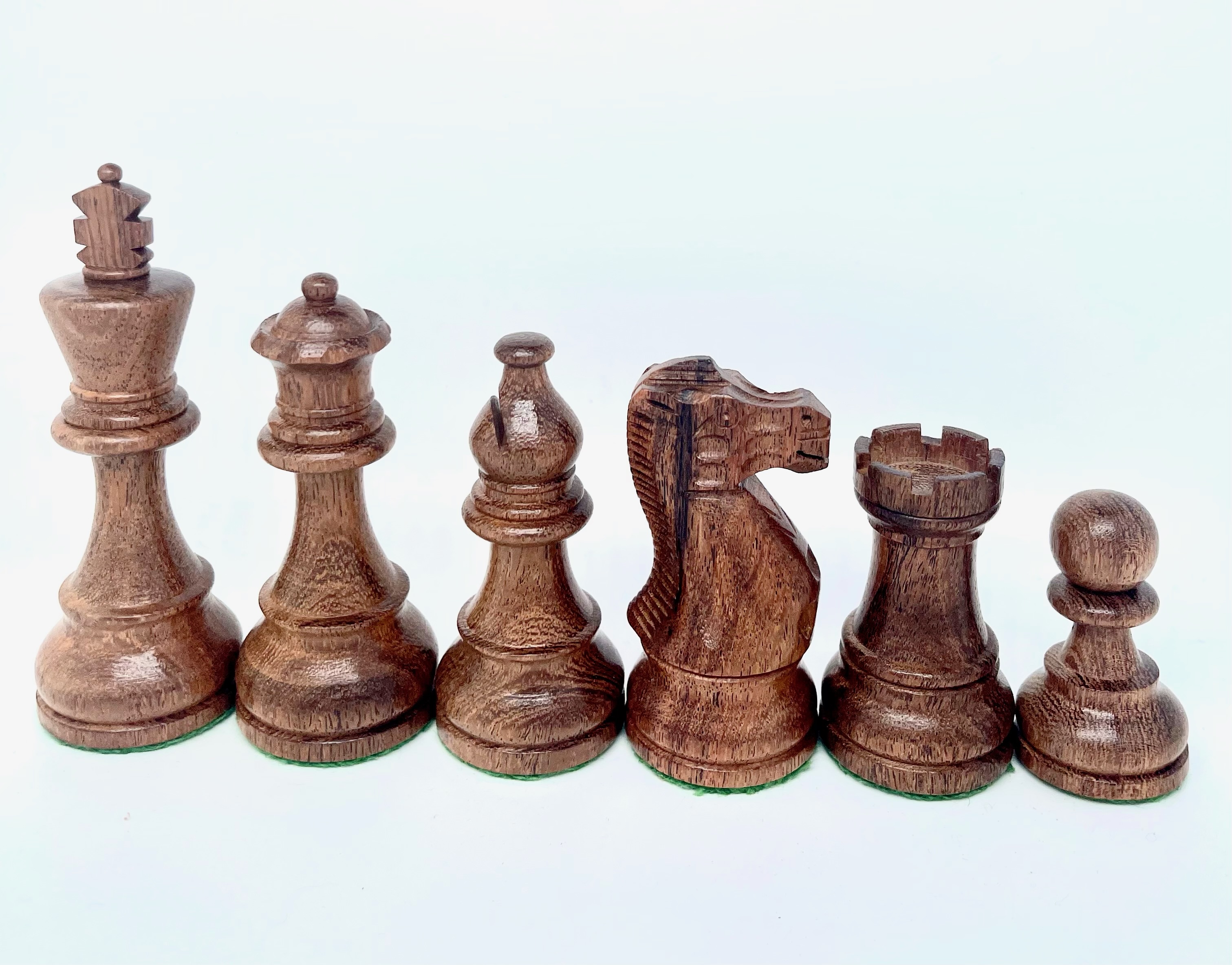 VI/ Piezas de ajedrez modelo Classic "3,75" Shisham.