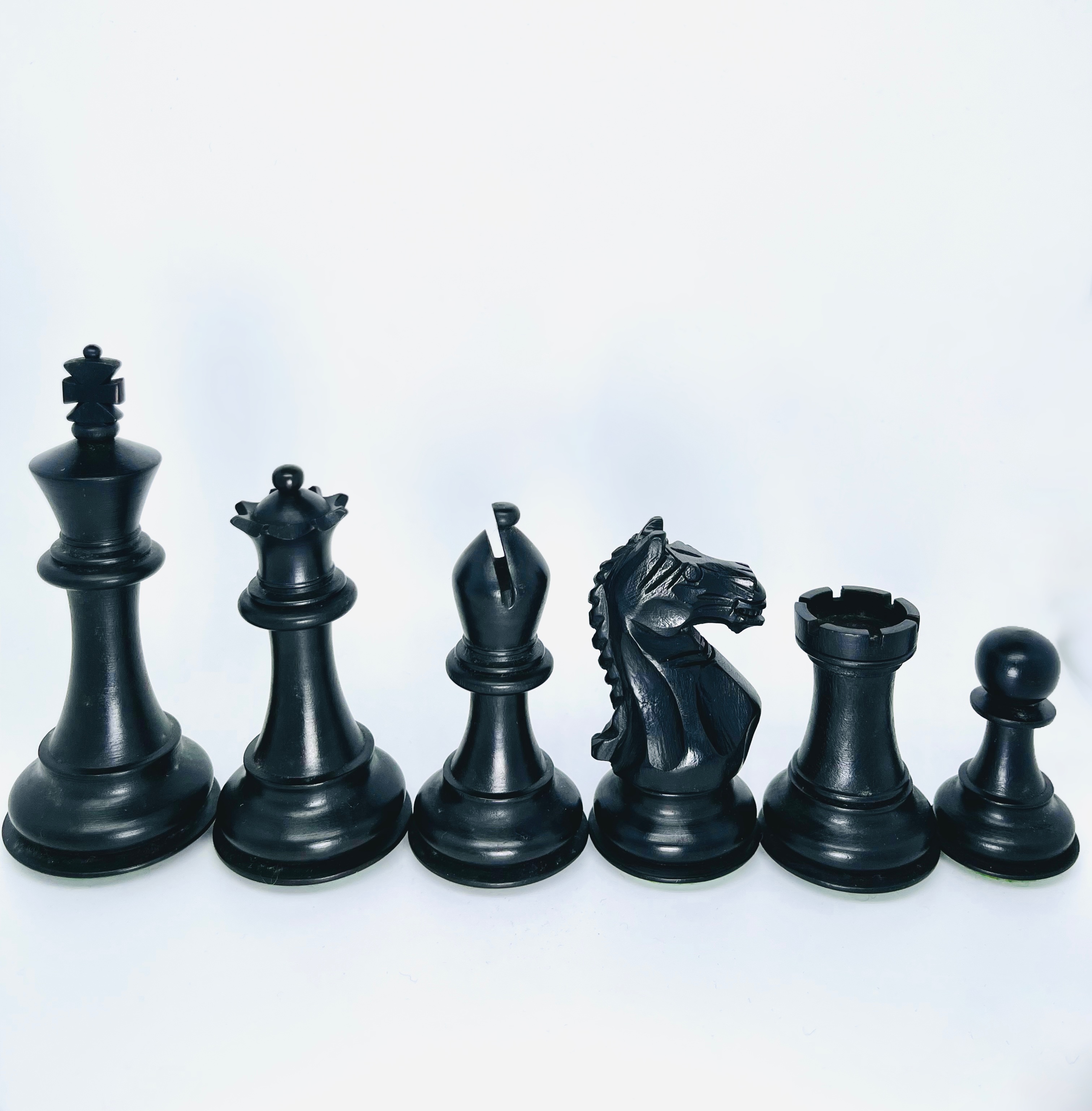 VI/ Piezas de ajedrez Supreme "3,75" Ebanizado.