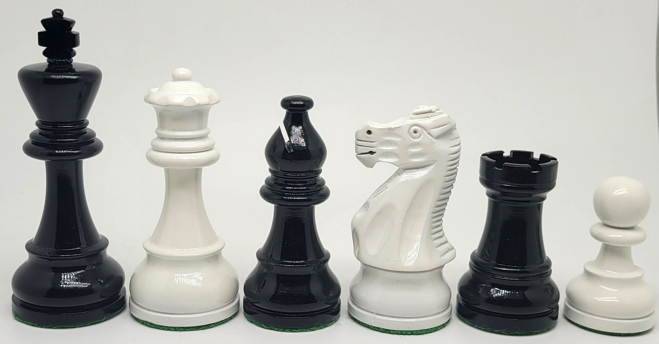 VI/ Piezas de ajedrez American Staunton blanco/negro "3,75" lacadas (S01). 5192