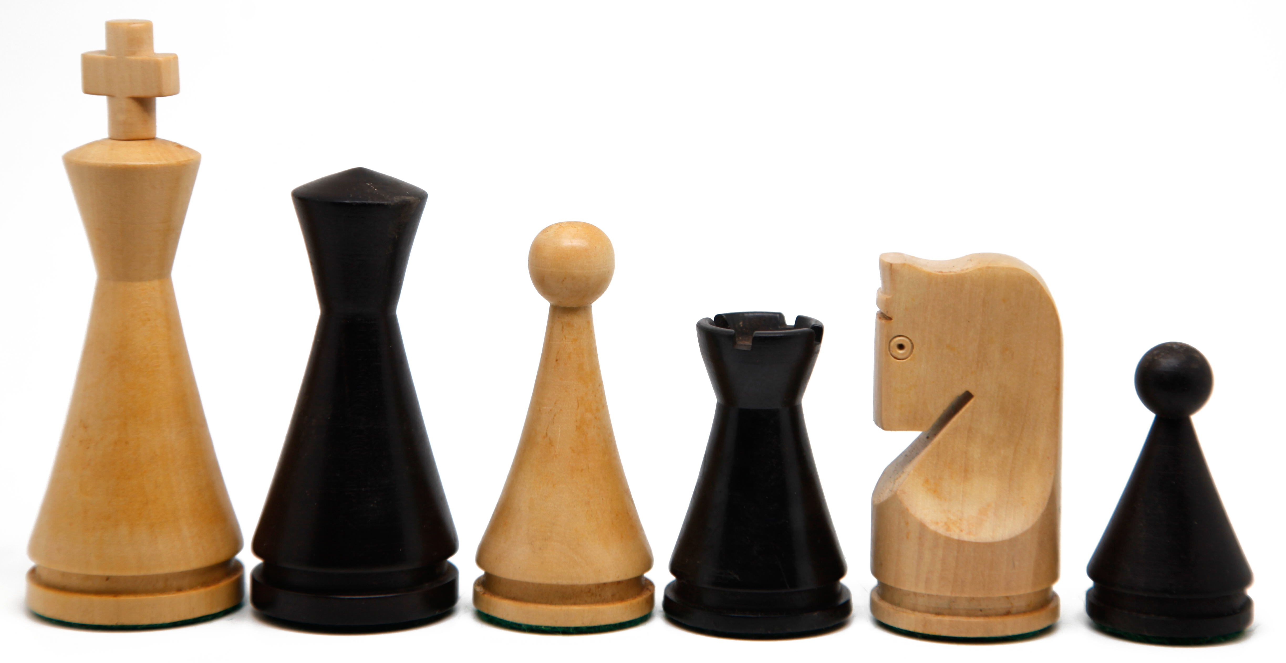 VI/ Piezas de ajedrez modelo Cone modernas "3.75" Ebanizado. 5579